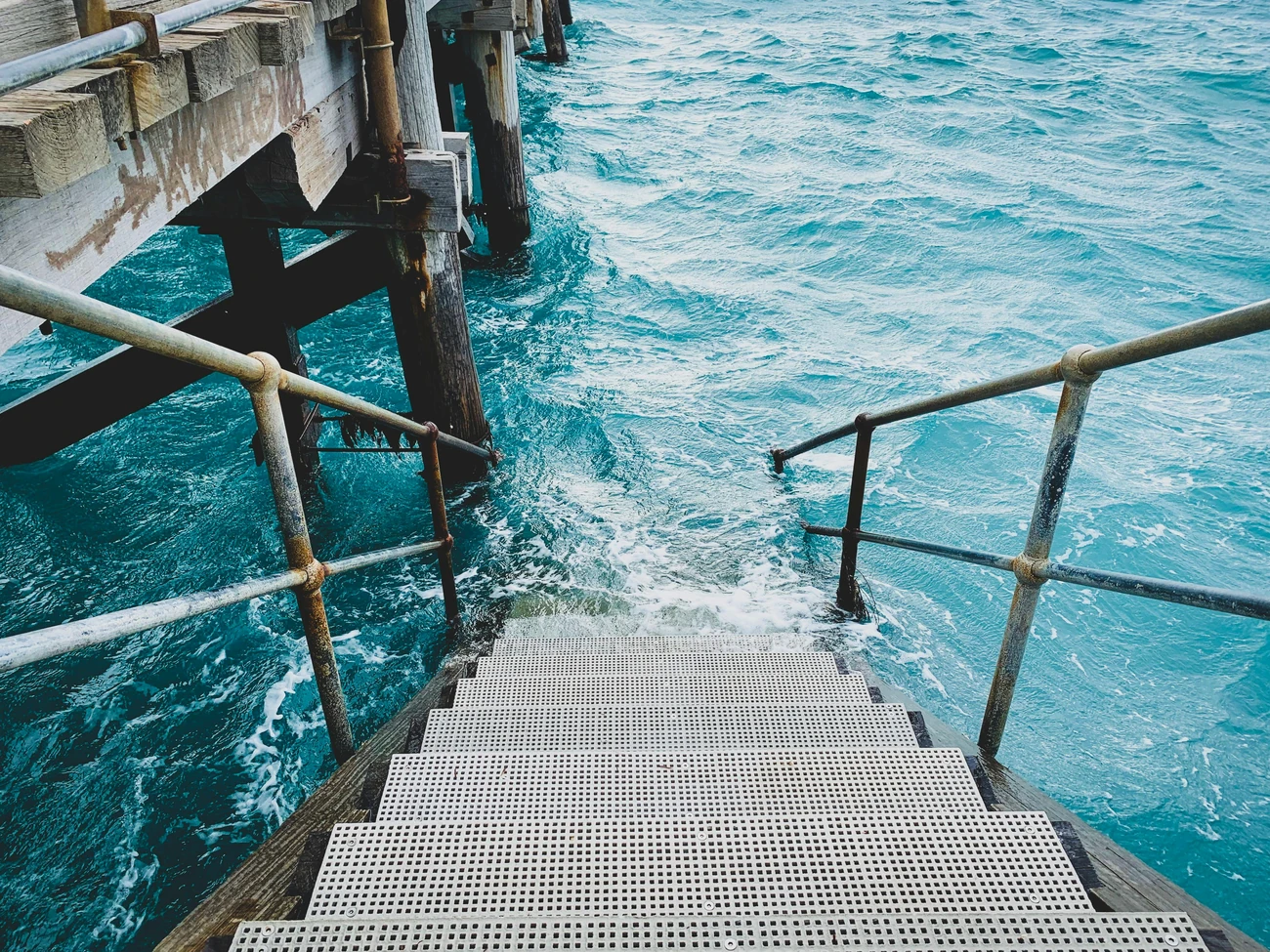 Escadas que dão no mar